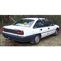 HOLDEN COMMODORE VN/VP - 9/1988 to 8/1997 - 4DR SEDAN  - REAR WINDSCREEN GLASS - 785MM H - NEW