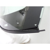MERCEDES 171 SERIES SLK200, SLK350, SLK55 - 8/2004 to 6/2011 - 2DR CONVERTIBLE - FRONT WINDSCREEN GLASS (Rain Sensor 150mm) - CALL FOR STOCK - NEW