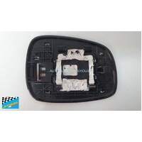 SUZUKI SWIFT RS415 - 1/2005 to 12/2010 - 5DR HATCH - PASSENGERS - LEFT SIDE MIRROR GLASS ONLY WITH BACKING - 165mm X 120mm - (SECOND-HAND)