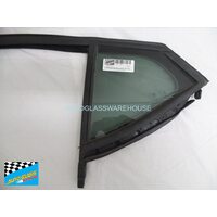 HOLDEN ASTRA BK - 9/2016 to CURRENT - 5DR HATCH - DRIVERS - LEFT SIDE REAR QUARTER GLASS - ENCAPSULATED WITH MOULD - (SECOND-HAND)