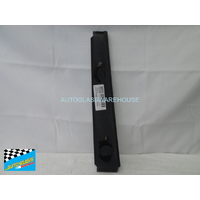 FORD FALCON AU-AU11/BA/BE/BF - 9/1998 TO 8/2008 - 2DR UTE - PASSENGERS - LEFT SIDE FRONT MOULDING - "B" PILLAR MOULD (YR23-P31003) - (SECOND-HAND)