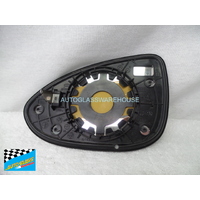 HOLDEN BARINA TM - 10/2011 to CURRENT - 4/5DR SEDANHATCH - DRIVERS - RIGHT SIDE MIRROR - WITH BASE - GENUINE GLASS - 180MM WIDE X 120MM TALL - (SECOND