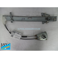 FORD LASER KJ/KL - 10/1994 to 2/1999 - 5DR HATCH - DRIVERS - RIGHT SIDE FRONT WINDOW REGULATOR - MANUAL - (SECOND-HAND)