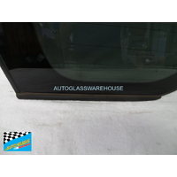 suitable for TOYOTA PRADO 150 SERIES - 11/2009 to CURRENT - 5DR WAGON - LEFT SIDE CARGO GLASS - ENCAPSULATED, PRIVACY, AERIAL,BLACK MOULD - SECONDHAND