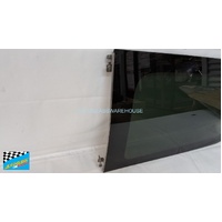 MITSUBISHI PAJERO NS/NT/NW/NX - 11/2006 TO CURRENT - 4DR WAGON - PASSENGERS - LEFT SIDE REAR CARGO GLASS - WITH FITTINGS - PRIVACY GREY - NEW