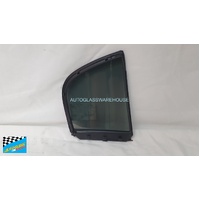 NISSAN SKYLINE V35 - 2001 to 2007 - 4DR SEDAN - PASSENGER - LEFT SIDE REAR QUARTER GLASS - PRIVACY TINT - (SECOND-HAND)