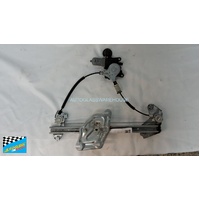 MAZDA MX5 ND - 8/2015 to CURRENT - 2DR CONVERTIBLE/HARDTOP - DRIVER - RIGHT SIDE FRONT WINDOW REGULATOR - (SECOND-HAND)