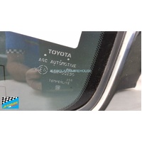 SUITABLE FOR TOYOTA LANDCRUISER 300 SERIES - 10/2021 to CURRENT - 5DR WAGON - LEFT SIDE REAR CARGO GLASS - PRIVACY TINT - CHROME MOULD - ANTENNA