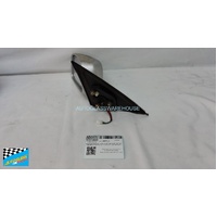 MITSUBISHI LANCER CE - 6/1996 to 8/2003 - 4DR SEDAN - LEFT SIDE MIRROR WITH BACKING PLATE - E13 015004 - (SECOND-HAND)