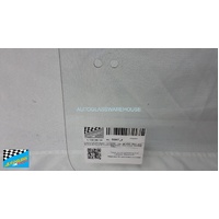 FORD ECONOVAN E2200 - 1979 MODEL - VAN - DRIVERS - RIGHT SIDE MIDDLE UNIT SLIDING GLASS (REAR PIECE) - 455h X 510w - (SECOND-HAND)