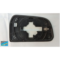 HYUNDAI TUCSON HJN - 8/2004 to 1/2010 - 5DR WAGON - PASSENGERS - LEFT SIDE MIRROR - OEM - (SECOND-HAND)