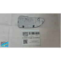 RENAULT MASTER X62 - 9/2011 to CURRENT - VAN - PASSENGERS - LEFT SIDE MIRROR LOWER - OEM - 2356 26 003 - CURVED - 155w X 70h - SUITS E9 02 4507