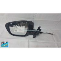 NISSAN NAVARA D23/NP300 / MERC  X3500 - 3/2015 to CURRENT - UTE - LEFT SIDE MIRROR - WITH CAMERA &  BLIND SPOT - E9 03 11083 - NO COVER - SECOND-HAND