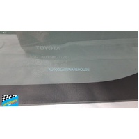 FITS A TOYOTA HIACE 220 SERIES - 4/2005 to 4/2019 - COMMUTER BUS - LEFT SIDE REAR CARGO GLASS - GENUINE, SMALL CERAMIC - 1370 X 565 - PRIVACY TINT