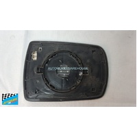 KIA CARNIVAL VQ - 1/2006 to 12/2014 - MINI VAN - PASSENGERS - LEFT SIDE MIRROR - CURVED OEM - (SECOND-HAND)