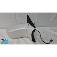 NISSAN ELGRAND E51 - 2002 to 2011 - PEOPLE MOVER - PASSENGERS - LEFT SIDE MIRROR - COMPLETE - WHITE - (SECOND-HAND)