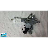 suitable for TOYOTA CAMRY ASV50R - 10/2011 TO 10/2017 - 4DR SEDAN - DRIVERS - RIGHT SIDE REAR WINDOW REGULATOR - (SECOND-HAND)