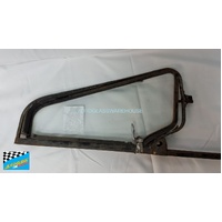 FORD D SERIES - 01/1965 TO 01/1981 - TRUCK - LEFT SIDE FRONT QUARTER GLASS - (SECOND-HAND)