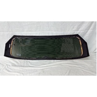 VOLKSWAGEN GOLF VII - 4/2013 TO 4/2021 - 5DR HATCH - REAR WINDSCREEN GLASS (ANTENNA, WIPER HOLE, PRIVACY GREEN TINT) - (SECOND-HAND)