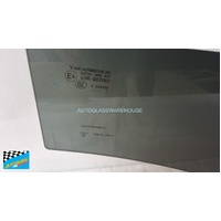 PORSCHE MACAN (95B) - 6/2014 TO 9/2024 - 5DR SUV - DRIVER - RIGHT SIDE REAR DOOR GLASS - 1 HOLE - PRIVACY TINTED - NEW