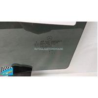 MERCEDES ML CLASS W164 - 9/2005 - 12/2011 - 4DR WAGON - PASSENGERS - LEFT SIDE REAR DOOR GLASS - 583 wide -DARK GREY (CALL FOR STOCK) - NEW