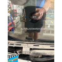 SCANIA 6 SERIES G/R/S - 1/2016 TO CURRENT (GEN 2) - FRONT WINDSCREEN GLASS - RAIN SENSOR BRACKET (NOT IN CENTRE - DRIVER SIDE) - (2378 X 900) GLUE IN 