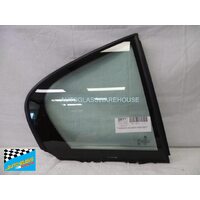 BMW 3 SERIES F30/F80 - 3/2012 TO 2/2019 - 4DR SEDAN - RIGHT SIDE REAR QUARTER GLASS - NOT ENCAPSULATED - GREEN - NEW