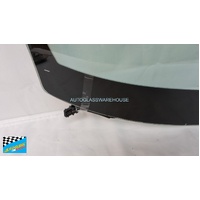 NISSAN SKYLINE/STAGEA - 1/2001 TO 1/2007 - 4DR/5DR SEDAN/WAGON - FRONT WINDSCREEN GLASS - ANTENNA - GREEN - NEW (LIMITED STOCK)