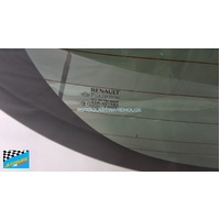 RENAULT CAPTUR 11/2014 TO 12/2019 - 5DR SUV - REAR WINDSCREEN GLASS - HEATED - PRIVACY TINTED - NEW