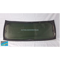 AUDI Q7 4M - 09/2015 to CURRENT - 5DR SUV - REAR WINDSCREEN GLASS - HEATED, 1 HOLE WITH ANTENNA - GREEN - (SECOND-HAND)