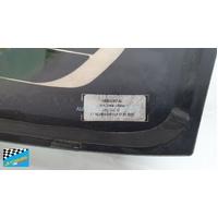 VOLKSWAGEN POLO MK6 - 3/2018 TO CURRENT - 5DR HATCH - REAR WINDSCREEN GLASS - HEATED - DARK GREY (1250w X 440) - (SECOND-HAND)