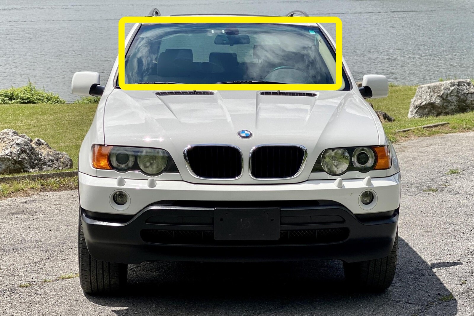 BMW X5 E53 00-07 Windscreen – Auto Windscreens Quick Fitters