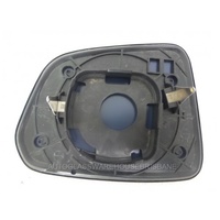 HOLDEN CAPTIVA SERIES 2 - 3/2013 to 12/2017 - WAGON - RIGHT SIDE MIRROR - FLAT GLASS ONLY WITH BACKING PLATE (141mm high X 186mm) - (Second-hand)
