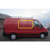 FIAT DUCATO - 2/2002 to 2/2007 - SWB VAN (ZFA230 - 240) - LEFT OR RIGHT SIDE FRONT BONDED FIXED WINDOW GLASS - GREY