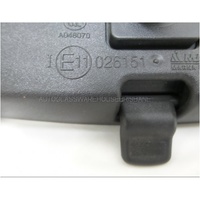 HOLDEN COMMODORE VE / COLORADO - SEDAN/WAGON/UTE - CENTER INTERIOR REAR VIEW MIRROR - E11 - 026151 - (SECOND-HAND)