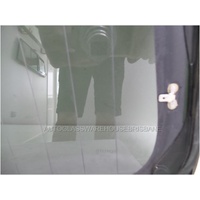 suitable for TOYOTA KLUGER GSU40R - 8/2007 to 12/2014 - 5DR WAGON - DRIVERS - RIGHT SIDE REAR CARGO GLASS - AERIAL - CHROME BOTTOM - (SECOND-HAND)