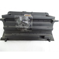 NISSAN SKYLINE R33 - 1/1993 to 1/1998 - 2DR COUPE - GLOVE BOX - 63500 15U00 - WITH PINS(2) - (Second-hand)