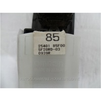 NISSAN SILVIA S15/200SX - 11/2000 to 2003 - 2DR COUPE - RIGHT SIDE FRONT DOOR SWITCH POWER WINDOW - 25401 85F00 - SERIES (BLACK PLUG 16 PIN) - (Second