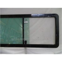 MERCEDES SPRINTER SWB - 2/1998 to 8/2006 - VAN - LEFT SIDE REAR SLIDING WINDOW GLASS - GREEN - ALLOY BONDED - GLUE IN - NEW