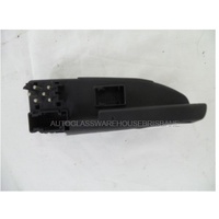 BMW 5 SERIES E39 - 5/1996 to 1/2003 - 4DR WAGON - RIGHT SIDE FRONT POWER SWITCH WINDOW - CHIPPED 61.31-8 368 986 - (Second-hand)