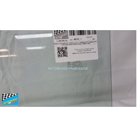 RENAULT MASTER X70 - 9/2004 to 3/2011 - LWB/MWB VAN - PASSENGERS - LEFT SIDE FRONT DOOR GLASS - GREEN - NEW