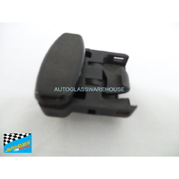 suitable for TOYOTA HIACE 100 SERIES - 11/1989 TO 2/2005 - COMMUTER/TRADE VAN  - LATCH FOR SLIDING GLASSES - (SECOND-HAND)