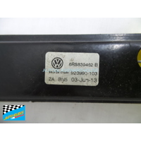 VOLKSWAGEN POLO MK5 - 5/2010 TO 11/2017 - 5DR HATCH - DRIVER - RIGHT SIDE REAR WINDOW REGULATOR - ELECTRIC (NO MOTOR) - (SECOND-HAND)