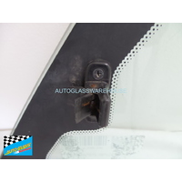 TATA XENON - 1/2010 TO CURRENT - 4DR DUAL CAB - PASSENGERS - LEFT SIDE SLIDING CANOPY GLASS  - (AGC) 700 x 400 - (SECOND-HAND)