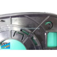 HYUNDAI i30 GD - 5/2012 to 6/2017 - 5DR HATCH - DRIVERS - RIGHT SIDE MIRROR - FLAT GLASS ONLY - with Base - MD-CAR RH - (SECOND-HAND)
