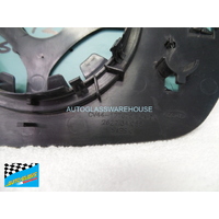 FORD KUGA TF - 3/2013 TO 12/2017 - 5DR WAGON - PASSENGER - LEFT SIDE MIRROR - FLAT GLASS WITH BACKING PLATE - 2622.34.055 - (SECOND-HAND)