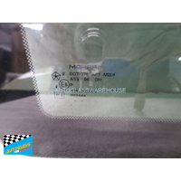 JEEP COMMANDER - 5/2006 to 12/2010 - PASSENGERS - LEFT SIDE REAR CARGO GLASS - GENUINE - PRIVACY GREY - NEW