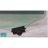 KIA CARNIVAL KA - 11/2020 TO CURRENT - MPV - DRIVERS - RIGHT SIDE FRONT DOOR GLASS - WITH FITTING - GREEN - NEW