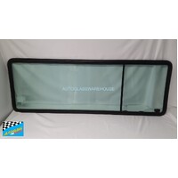 MERCEDES SPRINTER SWB - 2/1998 to 8/2006 - VAN - LEFT SIDE REAR SLIDING WINDOW GLASS - GREEN - SINGLE FRONT OPENING  - (SECOND-HAND)