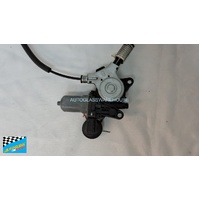 MAZDA MX5 ND - 8/2015 to CURRENT - 2DR CONVERTIBLE/HARDTOP - PASSENGER - LEFT SIDE FRONT WINDOW REGULATOR - (SECOND-HAND)